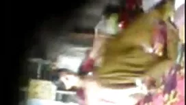 বিপরীতমুখী পুরানো আম ...