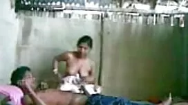 তিনে মিলে, দ্বৈত মেয ...