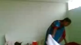 স্বামী ও সেক্সি মুভি ...